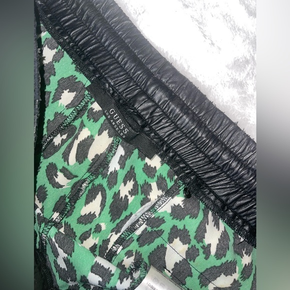 Guess Green Leopard Rhinestone Track Suit Small - Picture 11 of 12